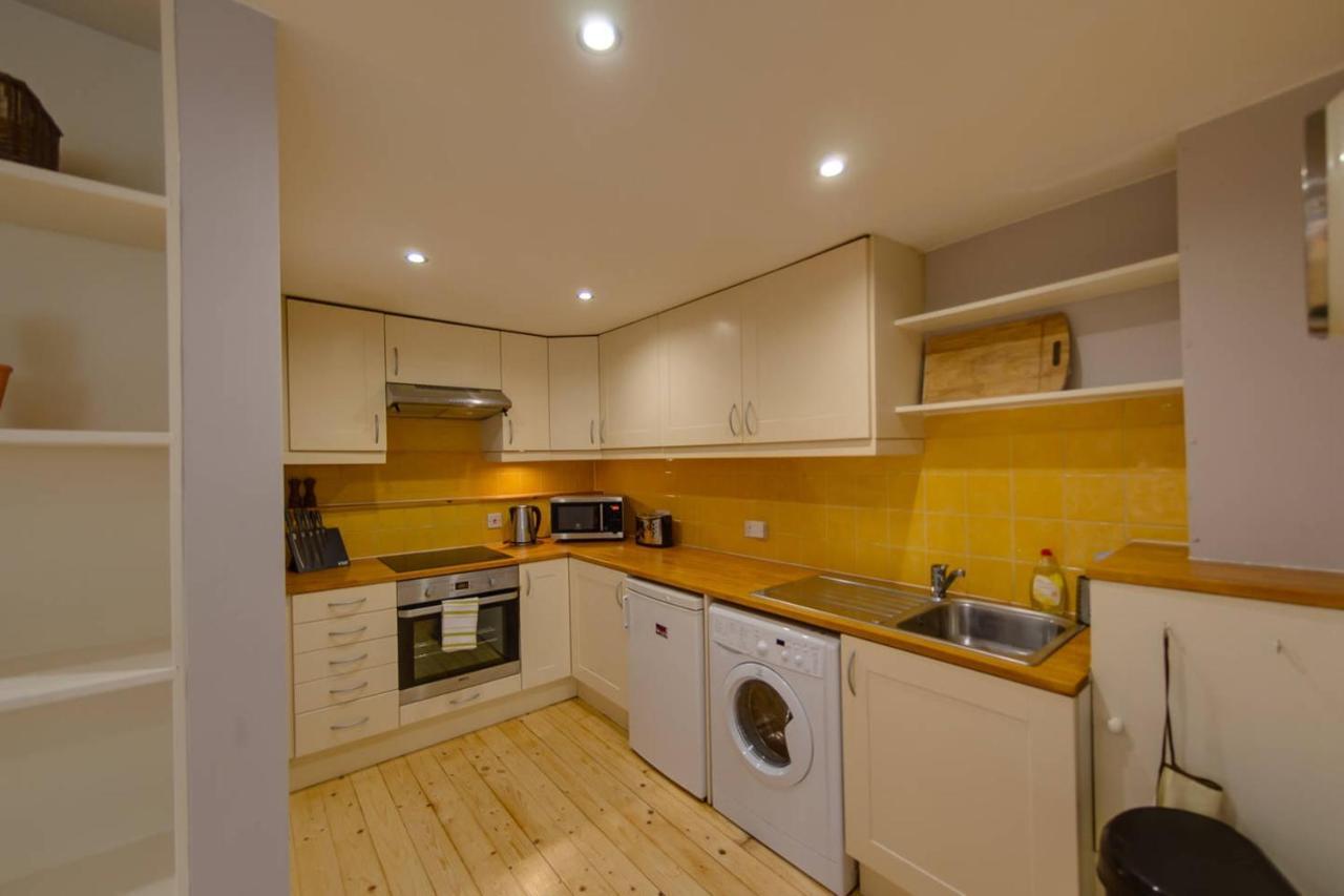 דירות Joivy Warm And Welcoming Flat Near Edinburgh Castle מראה חיצוני תמונה