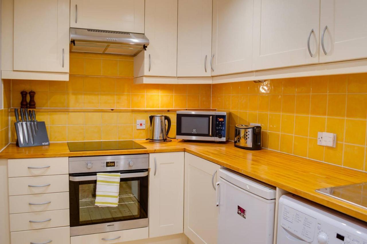 דירות Joivy Warm And Welcoming Flat Near Edinburgh Castle חדר תמונה